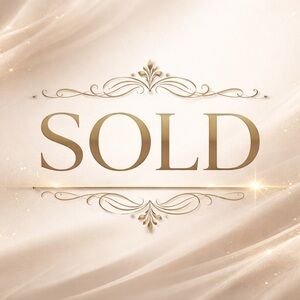 Gucci Bloom Perfume Set and Eyelash Curler